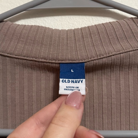 Old Navy Brown Ribbed Button-Down Shirt - Picture 3 of 4